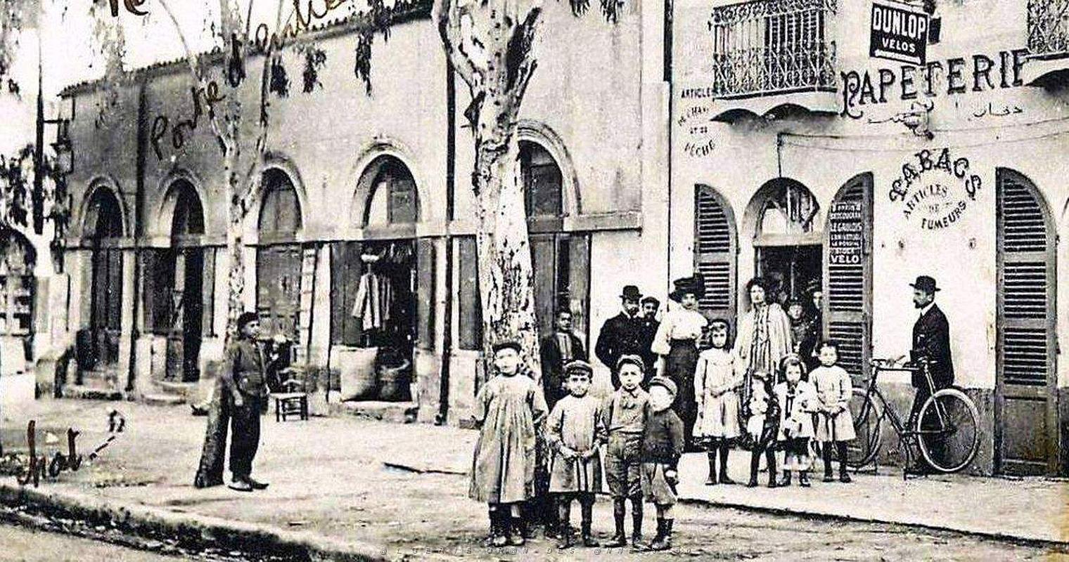 1951- Tenes - La Maison Picard2.jpg